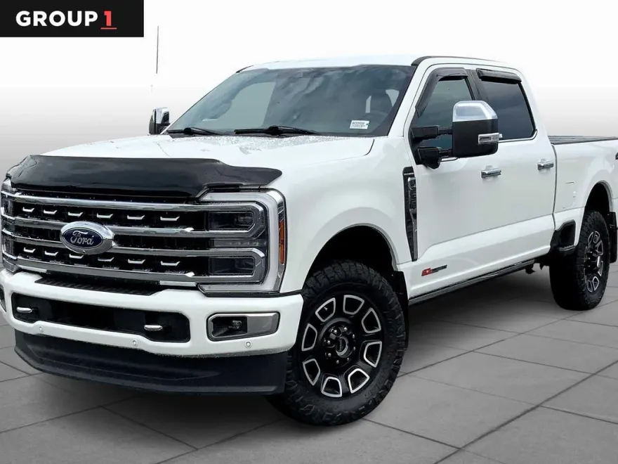 2024 Ford F-250 Platinum photo 1