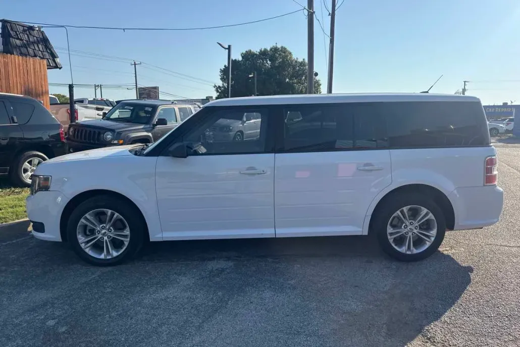 2015 Ford Flex SE photo 1