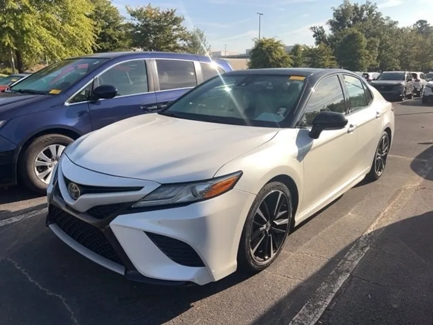 2019 Toyota Camry XSE V6 photo 1