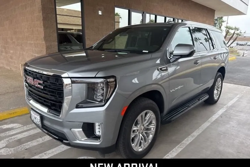 2023 Gmc Yukon SLE photo 1
