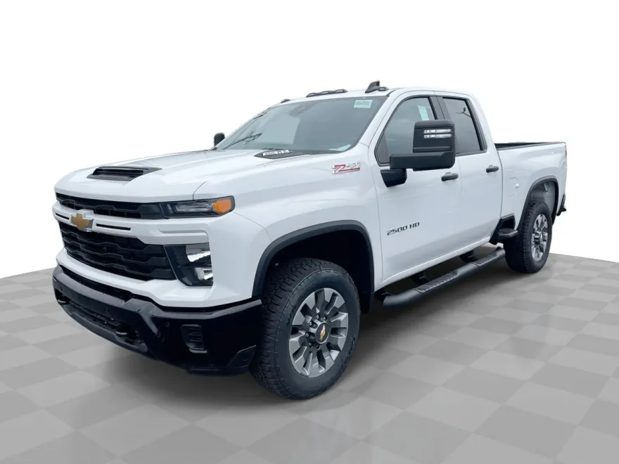 2025 Chevrolet Silverado 2500HD Custom photo 1
