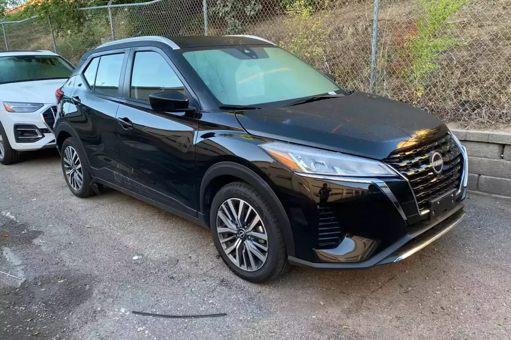 2024 Nissan Kicks SV photo 1