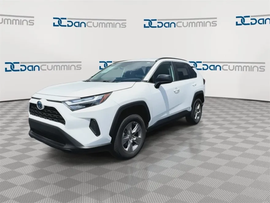 2023 Toyota RAV4 Hybrid LE photo 1