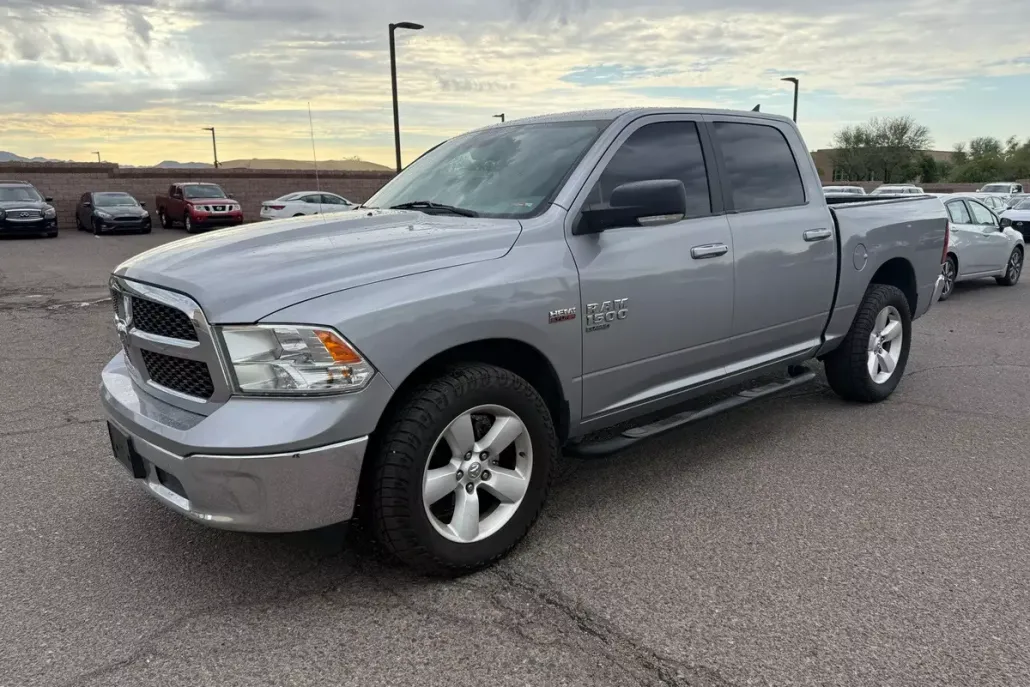 2019 Ram 1500 Classic SLT photo 1