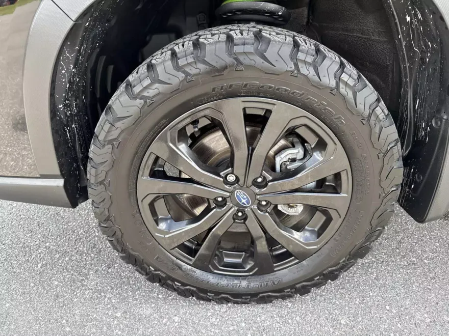 2023 Subaru Forester Sport photo 1