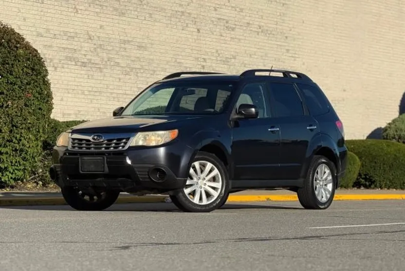 2012 Subaru Forester 2.5X Premium Sport photo 1