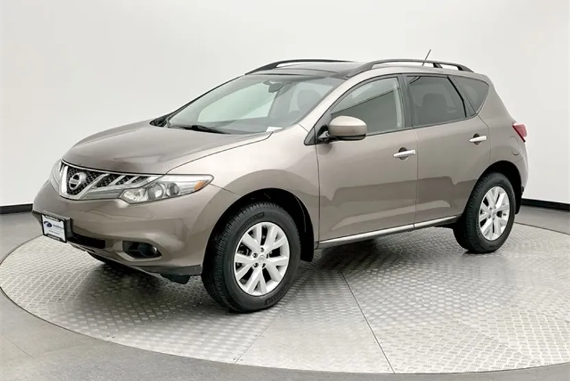 2012 Nissan Murano SV photo 1