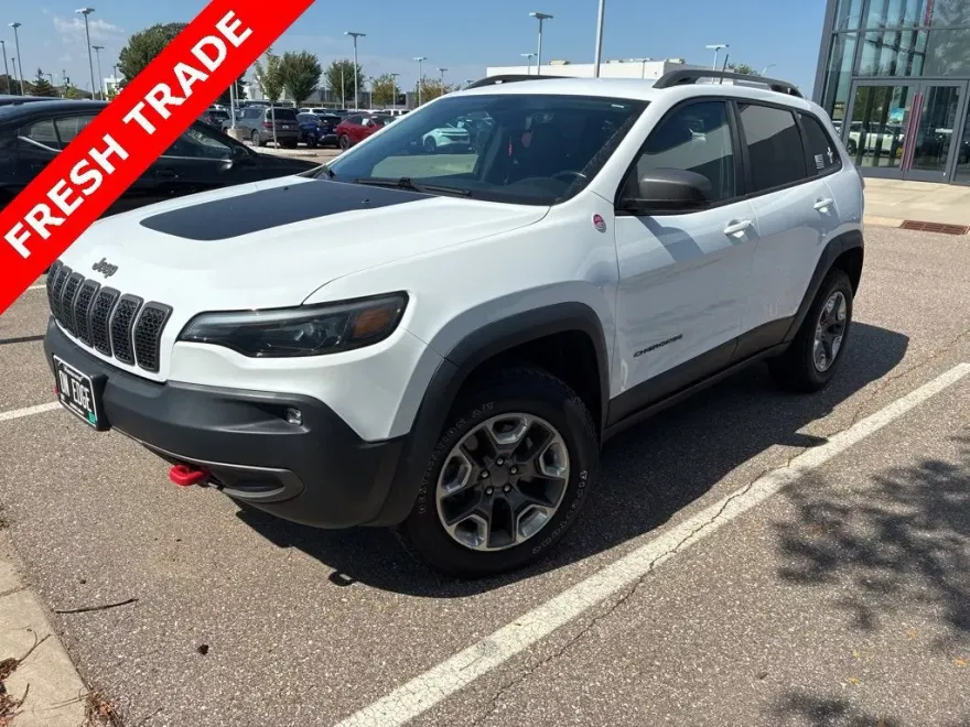 2019 Jeep Cherokee Trailhawk photo 1