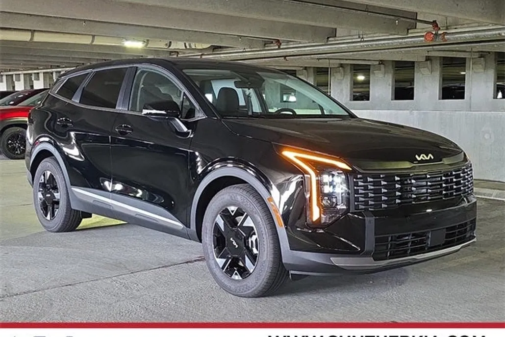 2026 Kia Sportage LX photo 1