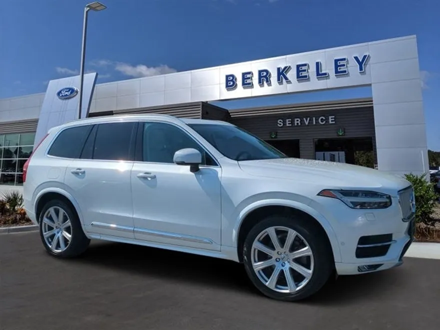2019 Volvo XC90 T6 Inscription photo 1