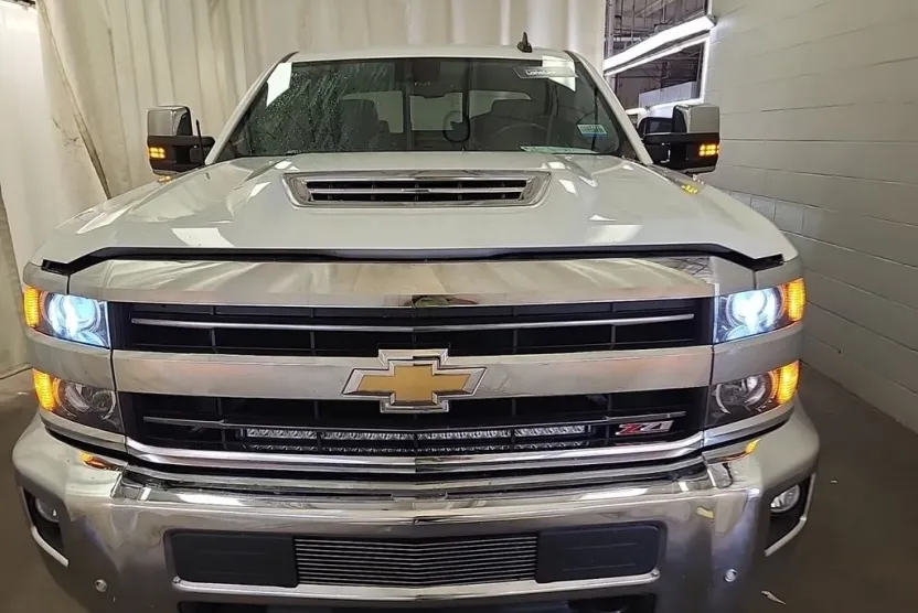 2019 Chevrolet Silverado 3500HD LTZ photo 1