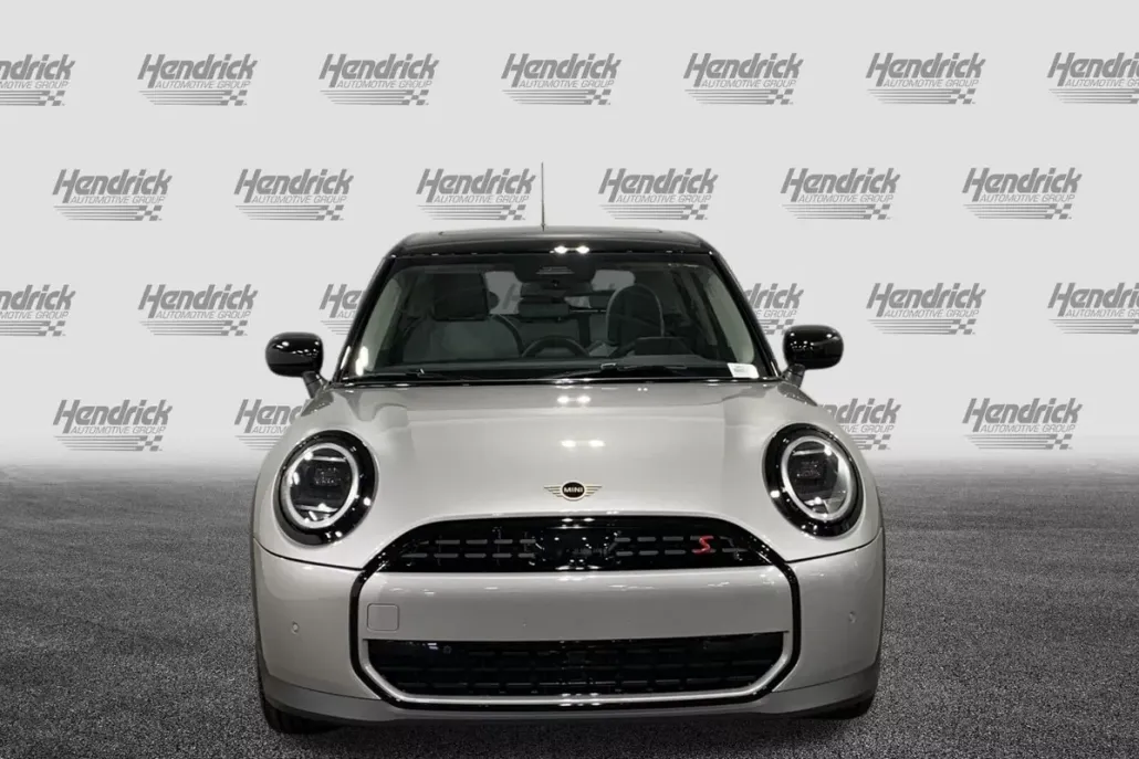 2025 Mini Cooper 4 Door Hardtop S photo 1