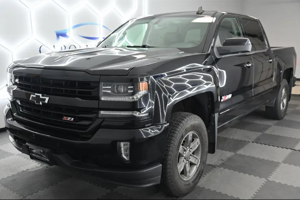 2017 Chevrolet Silverado 1500 LTZ Z71 photo 1