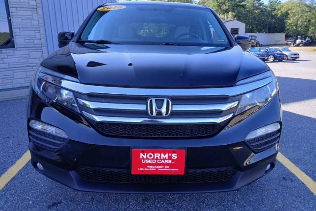 2016 Honda Pilot EX photo 1