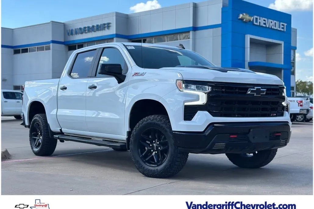 2024 Chevrolet Silverado 1500 LT Trail Boss photo 1