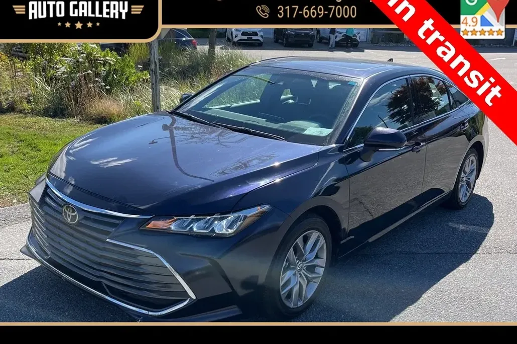 2022 Toyota Avalon XLE photo 1