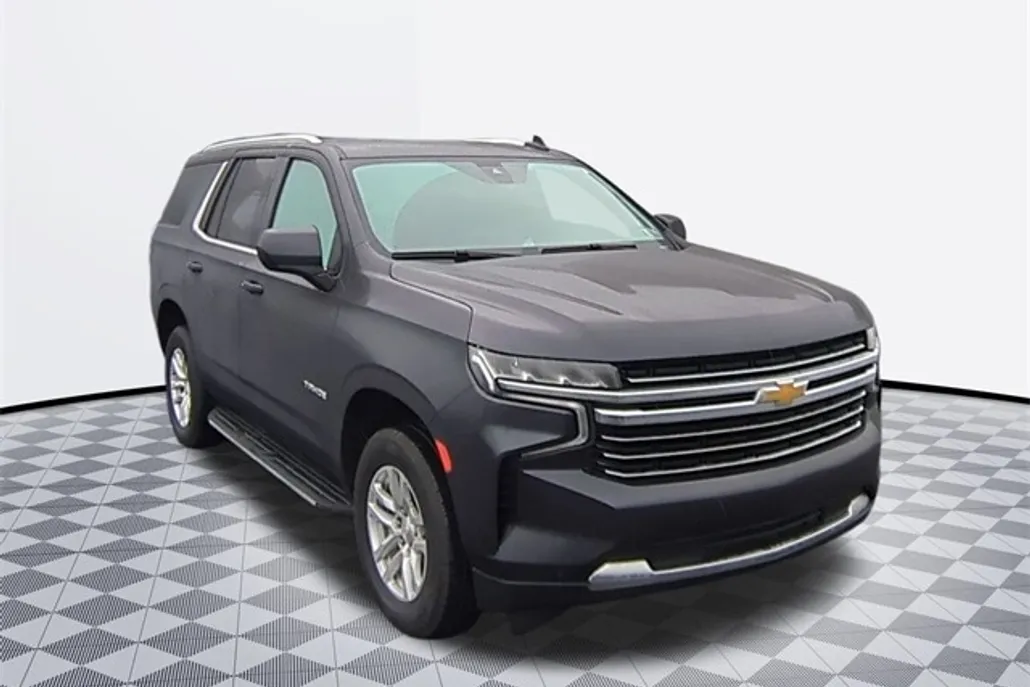 2022 Chevrolet Tahoe LT photo 1