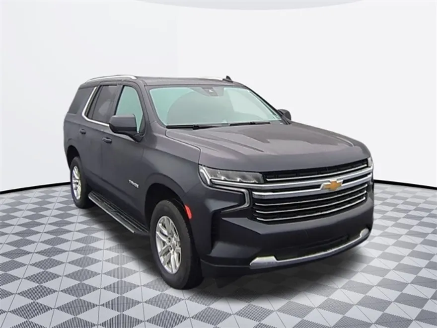 2022 Chevrolet Tahoe LT photo 1