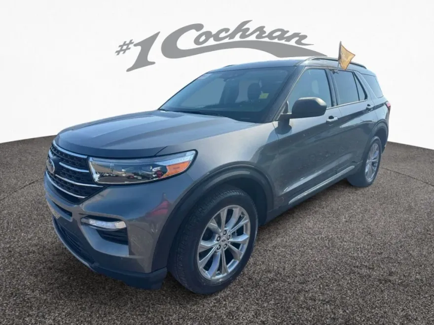 2022 Ford Explorer XLT photo 1