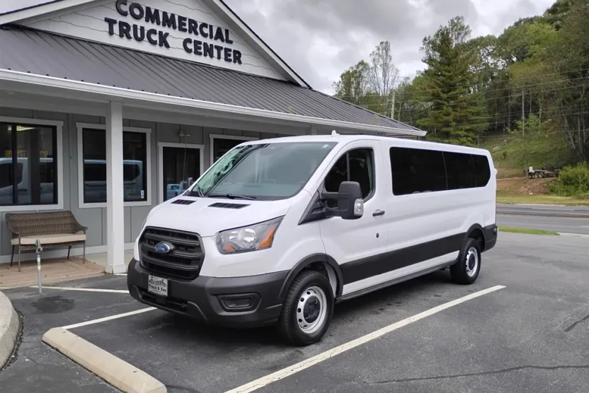 2020 Ford Transit Passenger photo 1