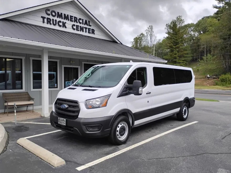 2020 Ford Transit Passenger photo 1