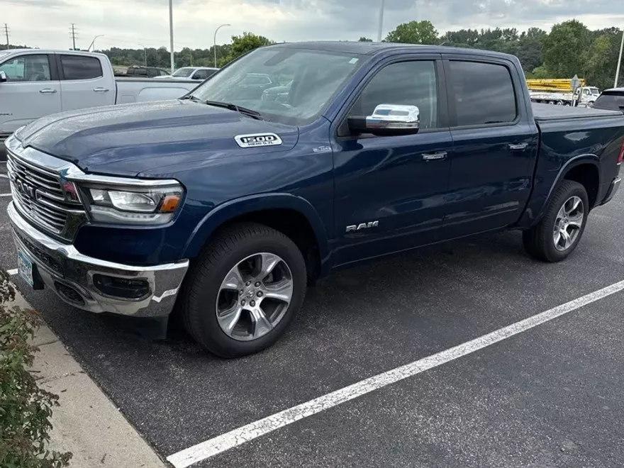 2019 Ram 1500 Laramie photo 1
