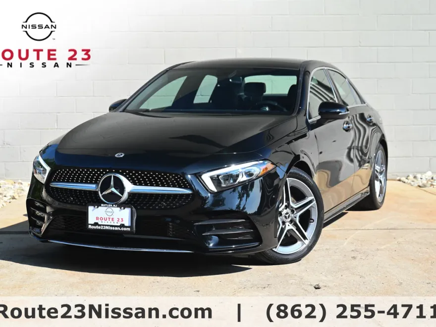 2022 Mercedes Benz A 220 4MATIC photo 1