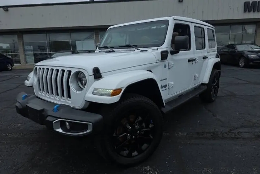 2023 Jeep Wrangler Sahara 4xe photo 1