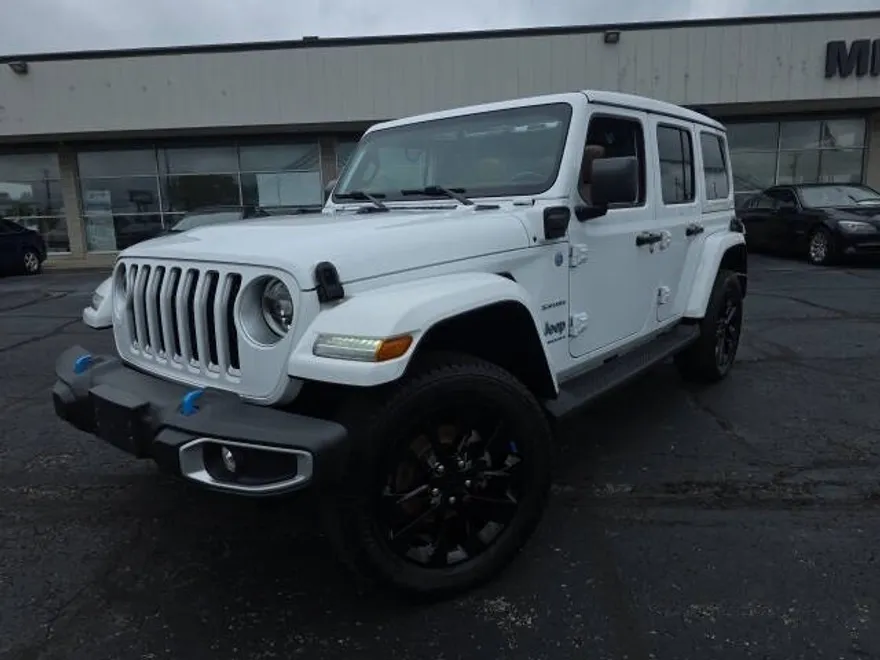 2023 Jeep Wrangler Sahara 4xe photo 1