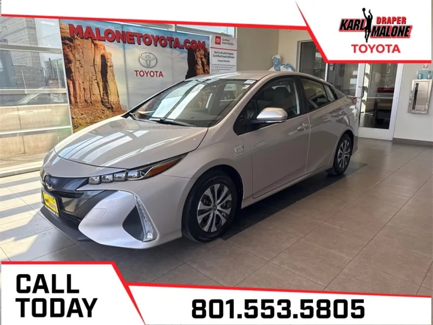 2022 Toyota Prius Prime XLE photo 1