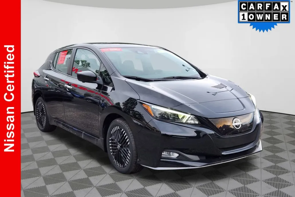 2024 Nissan Leaf SV Plus photo 1