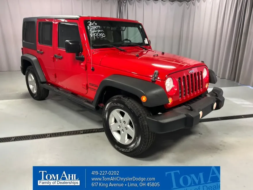 2016 Jeep Wrangler Unlimited Sport photo 1
