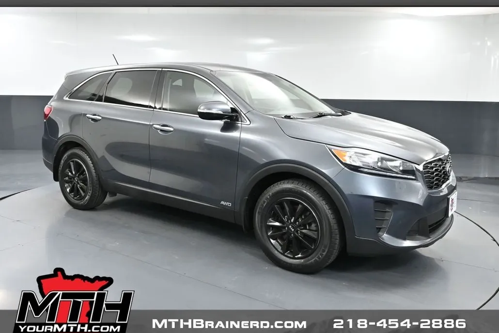 2020 Kia Sorento LX photo 1