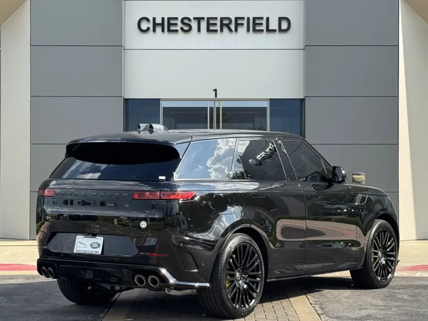 2024 Land Rover Range Rover Sport photo 1
