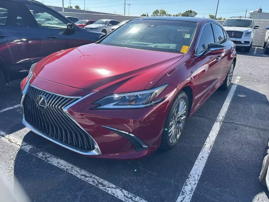 2019 Lexus ES 350 Ultra Luxury photo 1
