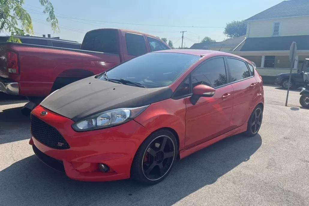 2014 Ford Fiesta ST photo 1