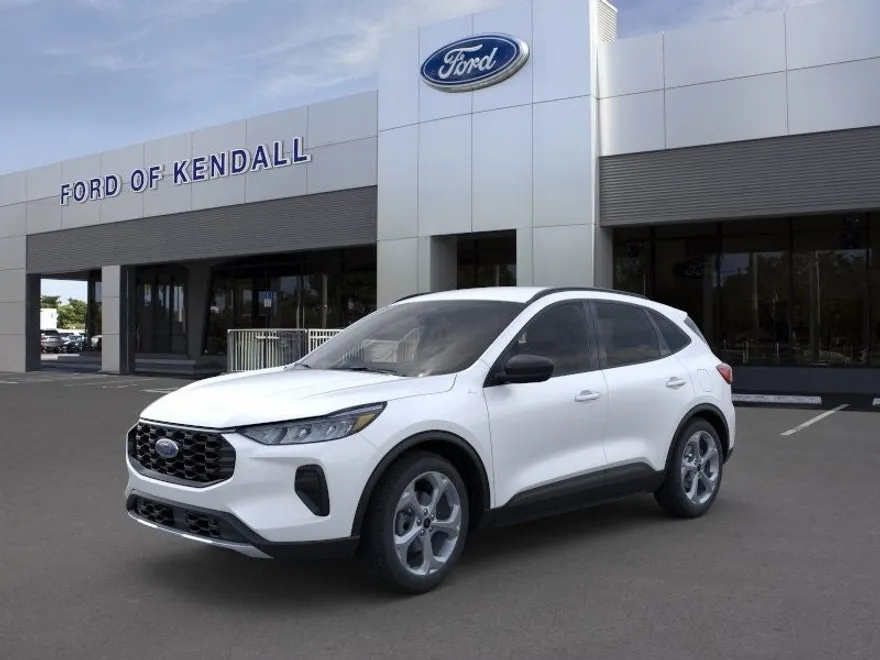 2025 Ford Escape ST-Line photo 1