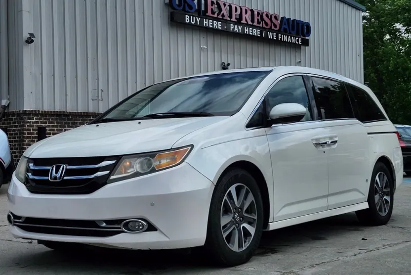 2014 Honda Odyssey Touring Elite photo 1