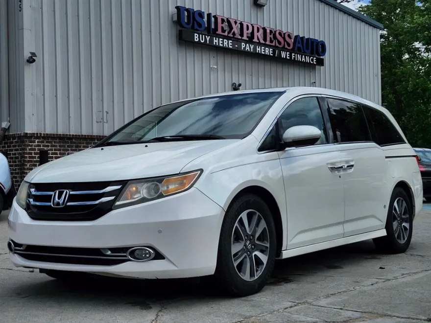 2014 Honda Odyssey Touring Elite photo 1