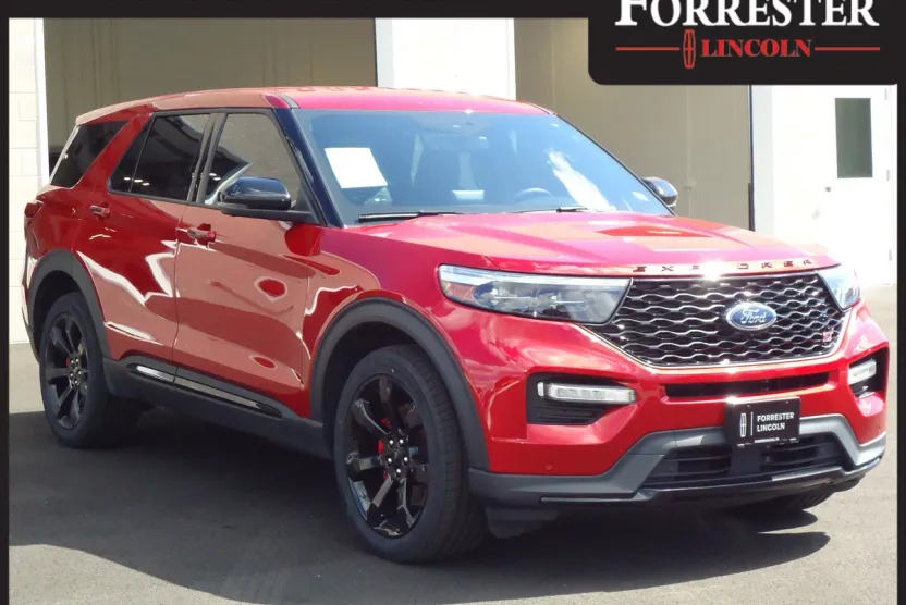 2022 Ford Explorer ST photo 1