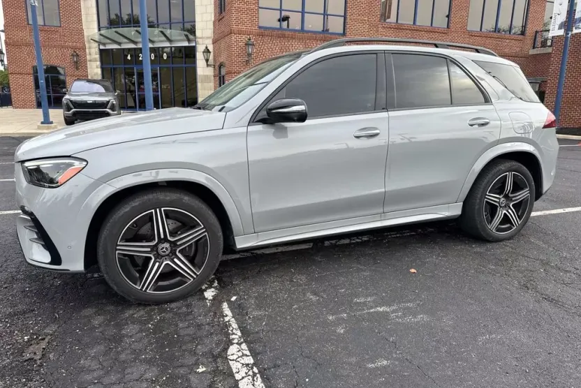 2024 Mercedes Benz GLE 450e 4MATIC photo 1