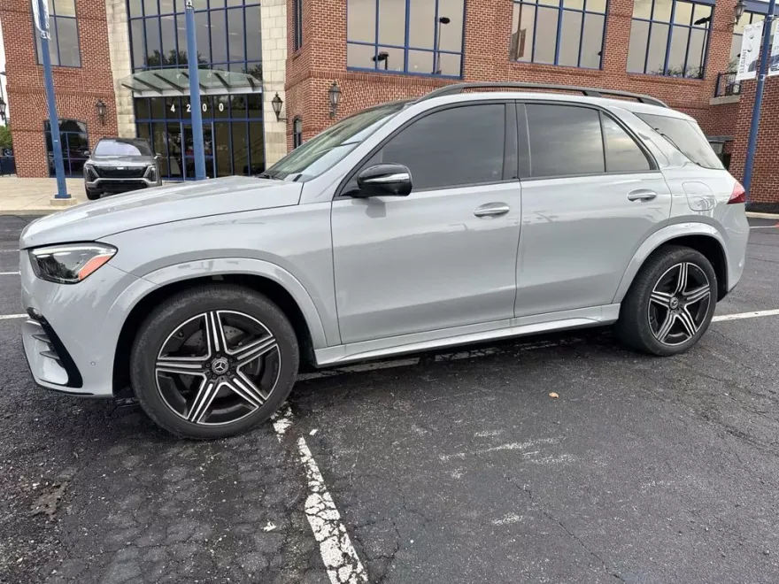 2024 Mercedes Benz GLE 450e 4MATIC photo 1