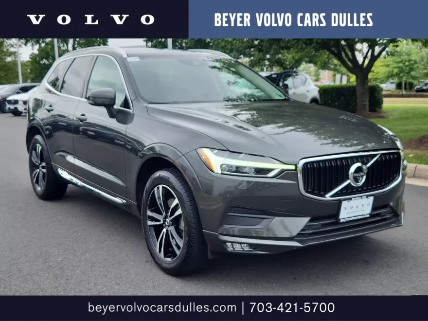 2020 Volvo XC60 T5 Momentum photo 1