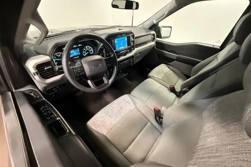 2023 Ford F-150 XLT photo 1
