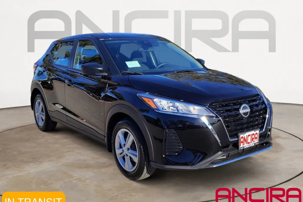 2025 Nissan Kicks Play S photo 1