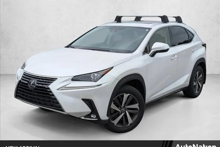 2021 Lexus NX 300h photo 1
