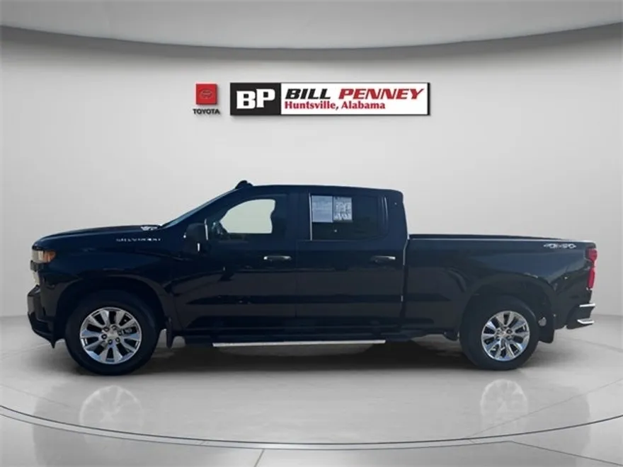 2021 Chevrolet Silverado 1500 Custom photo 1