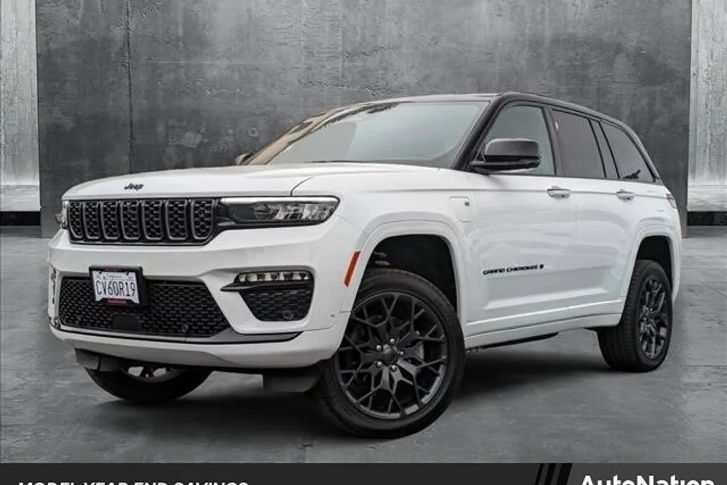 2024 Jeep Grand Cherokee 4xe Summit Reserve photo 1
