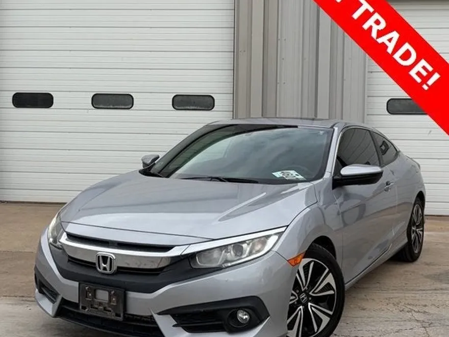 2017 Honda Civic EX-L photo 1