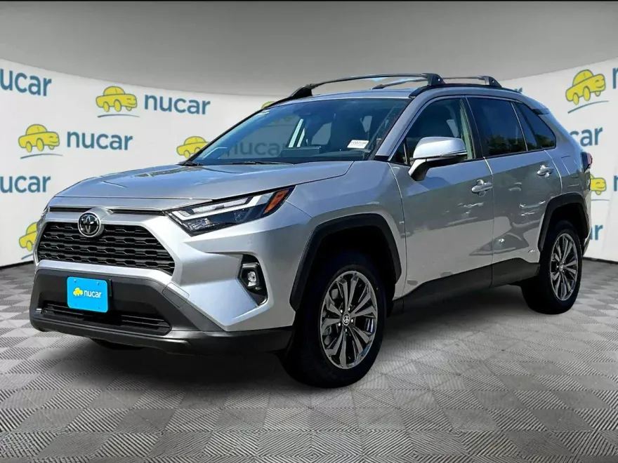 2025 Toyota RAV4 Hybrid XLE Premium photo 1